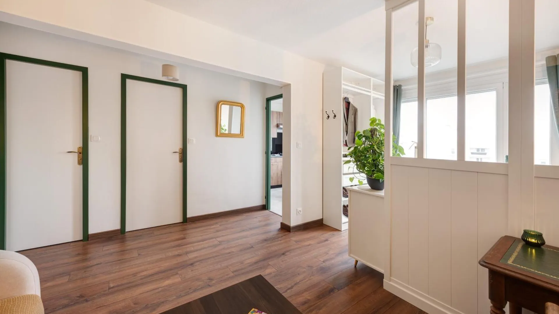 Appartement Proche Du Parc De La Tete D'Or - Garage Gratuit Villeurbanne Apartment
